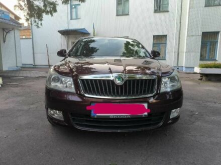 Шкода Другая 2012 в Ивано-Франковске на Automoto.ua Красный Шкода Другая, объемом двигателя 0 л и пробегом 206 тыс. км за 8200 $, фото 1 на Automoto.ua