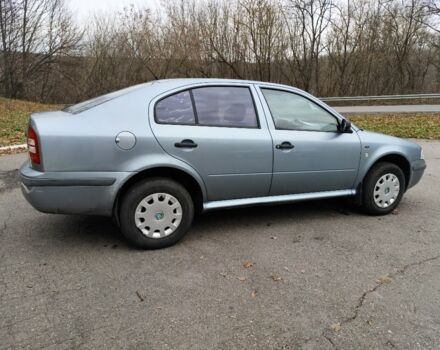 Серый Шкода Другая, объемом двигателя 1.6 л и пробегом 260 тыс. км за 4000 $, фото 1 на Automoto.ua