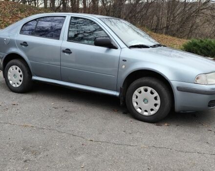 Серый Шкода Другая, объемом двигателя 1.6 л и пробегом 260 тыс. км за 4000 $, фото 3 на Automoto.ua