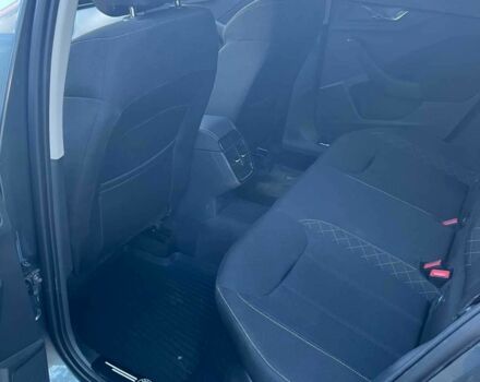 Сірий Шкода Інша, об'ємом двигуна 1.6 л та пробігом 20 тис. км за 18500 $, фото 8 на Automoto.ua