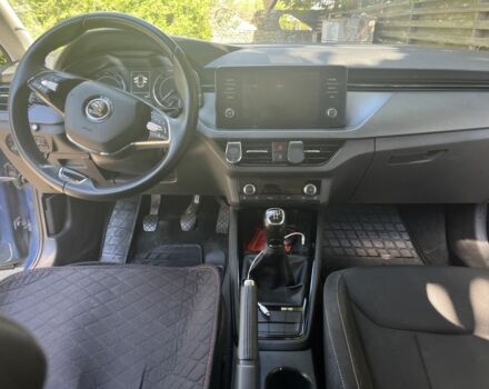 Синий Шкода Другая, объемом двигателя 1.6 л и пробегом 235 тыс. км за 12000 $, фото 1 на Automoto.ua