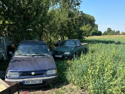 Шкода Інша 2000 у Житомирі на Automoto.ua Синій Шкода Інша, об'ємом двигуна 1.3 л та пробігом 300 тис. км за 500 $, фото 1 на Automoto.ua