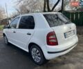 Белый Шкода Фабия, объемом двигателя 1.39 л и пробегом 300 тыс. км за 2700 $, фото 7 на Automoto.ua