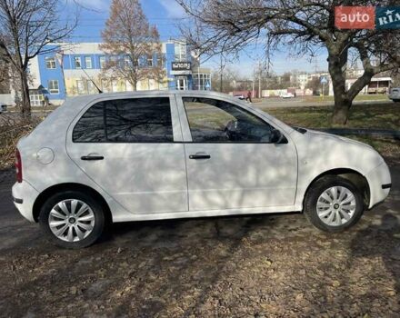 Белый Шкода Фабия, объемом двигателя 1.39 л и пробегом 300 тыс. км за 2700 $, фото 11 на Automoto.ua
