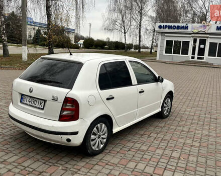 Белый Шкода Фабия, объемом двигателя 1.39 л и пробегом 470 тыс. км за 2500 $, фото 3 на Automoto.ua