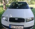 Білий Шкода Фабія, об'ємом двигуна 1.39 л та пробігом 240 тис. км за 3000 $, фото 1 на Automoto.ua
