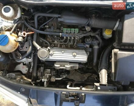 Белый Шкода Фабия, объемом двигателя 1.4 л и пробегом 237 тыс. км за 3000 $, фото 14 на Automoto.ua