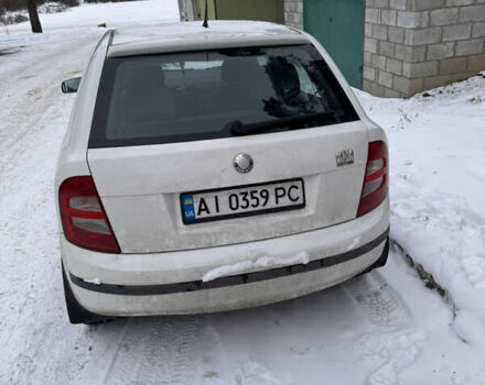Білий Шкода Фабія, об'ємом двигуна 1.4 л та пробігом 262 тис. км за 3000 $, фото 2 на Automoto.ua