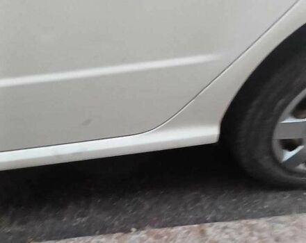 Белый Шкода Фабия, объемом двигателя 1.4 л и пробегом 165 тыс. км за 4350 $, фото 8 на Automoto.ua