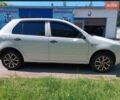 Белый Шкода Фабия, объемом двигателя 1.4 л и пробегом 209 тыс. км за 2900 $, фото 1 на Automoto.ua
