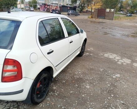 Белый Шкода Фабия, объемом двигателя 0 л и пробегом 300 тыс. км за 1850 $, фото 2 на Automoto.ua