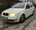 Белый Шкода Фабия, объемом двигателя 1 л и пробегом 400 тыс. км за 1150 $, фото 1 на Automoto.ua