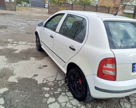 Белый Шкода Фабия, объемом двигателя 0 л и пробегом 300 тыс. км за 1850 $, фото 3 на Automoto.ua