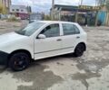 Белый Шкода Фабия, объемом двигателя 0 л и пробегом 300 тыс. км за 1850 $, фото 4 на Automoto.ua