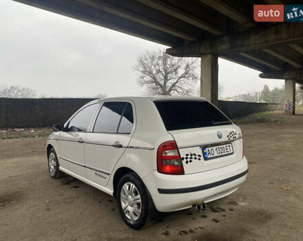 Білий Шкода Фабія, об'ємом двигуна 1.2 л та пробігом 270 тис. км за 2250 $, фото 3 на Automoto.ua
