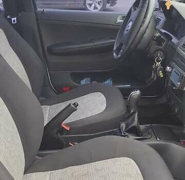 Білий Шкода Фабія, об'ємом двигуна 1.2 л та пробігом 310 тис. км за 3400 $, фото 16 на Automoto.ua