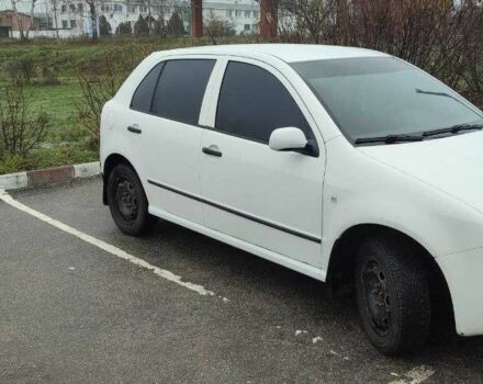Білий Шкода Фабія, об'ємом двигуна 1.2 л та пробігом 310 тис. км за 3400 $, фото 1 на Automoto.ua