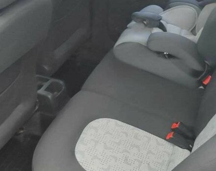 Білий Шкода Фабія, об'ємом двигуна 1.2 л та пробігом 310 тис. км за 3400 $, фото 21 на Automoto.ua