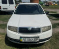 Белый Шкода Фабия, объемом двигателя 1.2 л и пробегом 250 тыс. км за 2700 $, фото 1 на Automoto.ua