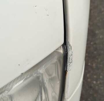 Білий Шкода Фабія, об'ємом двигуна 1.2 л та пробігом 310 тис. км за 3400 $, фото 25 на Automoto.ua