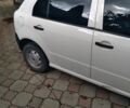 Білий Шкода Фабія, об'ємом двигуна 1.2 л та пробігом 160 тис. км за 1100 $, фото 4 на Automoto.ua
