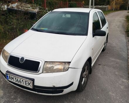 Белый Шкода Фабия, объемом двигателя 0 л и пробегом 252 тыс. км за 2700 $, фото 1 на Automoto.ua