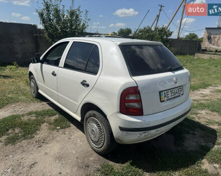 Белый Шкода Фабия, объемом двигателя 1.2 л и пробегом 250 тыс. км за 2700 $, фото 6 на Automoto.ua