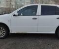 Білий Шкода Фабія, об'ємом двигуна 1.2 л та пробігом 175 тис. км за 3400 $, фото 2 на Automoto.ua