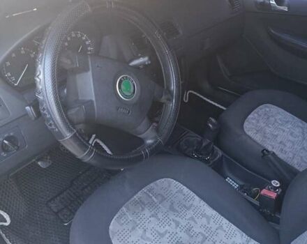 Білий Шкода Фабія, об'ємом двигуна 1.2 л та пробігом 347 тис. км за 3000 $, фото 4 на Automoto.ua