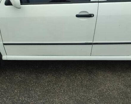 Білий Шкода Фабія, об'ємом двигуна 1.2 л та пробігом 310 тис. км за 3400 $, фото 13 на Automoto.ua