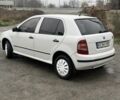 Белый Шкода Фабия, объемом двигателя 1.2 л и пробегом 685 тыс. км за 2375 $, фото 6 на Automoto.ua