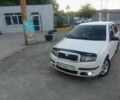 Белый Шкода Фабия, объемом двигателя 1.2 л и пробегом 380 тыс. км за 3800 $, фото 1 на Automoto.ua