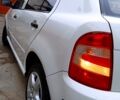 Белый Шкода Фабия, объемом двигателя 1.2 л и пробегом 281 тыс. км за 3300 $, фото 1 на Automoto.ua