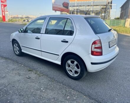 Білий Шкода Фабія, об'ємом двигуна 1.2 л та пробігом 250 тис. км за 3600 $, фото 5 на Automoto.ua
