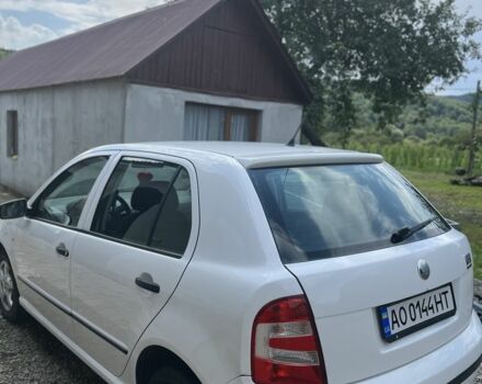 Белый Шкода Фабия, объемом двигателя 1.2 л и пробегом 1 тыс. км за 3200 $, фото 2 на Automoto.ua