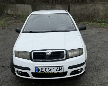 Белый Шкода Фабия, объемом двигателя 1.2 л и пробегом 685 тыс. км за 2375 $, фото 1 на Automoto.ua
