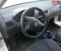 Белый Шкода Фабия, объемом двигателя 1.2 л и пробегом 159 тыс. км за 3200 $, фото 29 на Automoto.ua