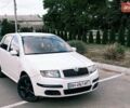 Белый Шкода Фабия, объемом двигателя 1.2 л и пробегом 275 тыс. км за 3700 $, фото 1 на Automoto.ua