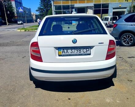 Білий Шкода Фабія, об'ємом двигуна 1.2 л та пробігом 300 тис. км за 3000 $, фото 2 на Automoto.ua