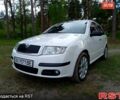 Белый Шкода Фабия, объемом двигателя 1.2 л и пробегом 375 тыс. км за 5700 $, фото 1 на Automoto.ua