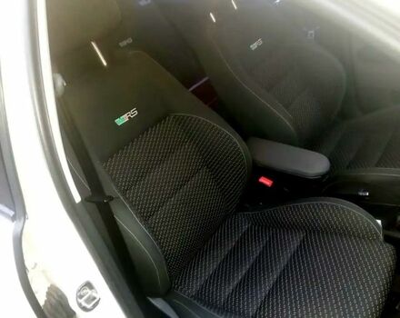 Белый Шкода Фабия, объемом двигателя 1.2 л и пробегом 375 тыс. км за 5700 $, фото 5 на Automoto.ua