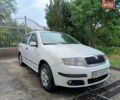 Білий Шкода Фабія, об'ємом двигуна 1.39 л та пробігом 663 тис. км за 3750 $, фото 1 на Automoto.ua
