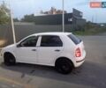 Белый Шкода Фабия, объемом двигателя 1.2 л и пробегом 420 тыс. км за 3400 $, фото 1 на Automoto.ua