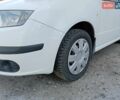 Белый Шкода Фабия, объемом двигателя 1.2 л и пробегом 159 тыс. км за 3200 $, фото 4 на Automoto.ua