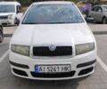 Белый Шкода Фабия, объемом двигателя 1.2 л и пробегом 288 тыс. км за 3400 $, фото 1 на Automoto.ua