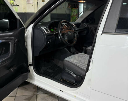 Белый Шкода Фабия, объемом двигателя 1.2 л и пробегом 218 тыс. км за 4150 $, фото 7 на Automoto.ua