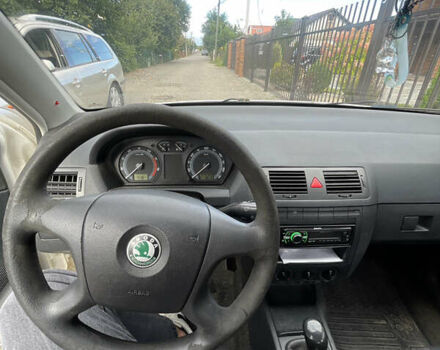 Білий Шкода Фабія, об'ємом двигуна 1.2 л та пробігом 375 тис. км за 2000 $, фото 6 на Automoto.ua