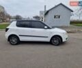 Белый Шкода Фабия, объемом двигателя 1.4 л и пробегом 193 тыс. км за 5700 $, фото 6 на Automoto.ua