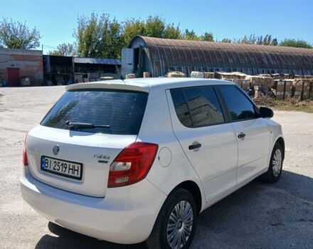 Белый Шкода Фабия, объемом двигателя 1.2 л и пробегом 198 тыс. км за 3850 $, фото 3 на Automoto.ua