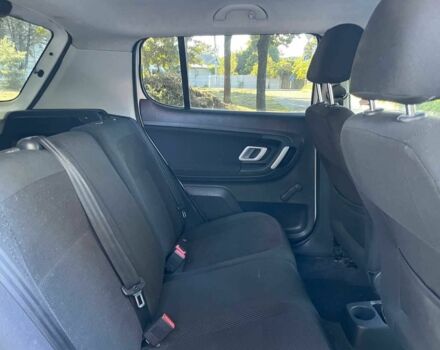 Белый Шкода Фабия, объемом двигателя 1.4 л и пробегом 262 тыс. км за 3790 $, фото 20 на Automoto.ua